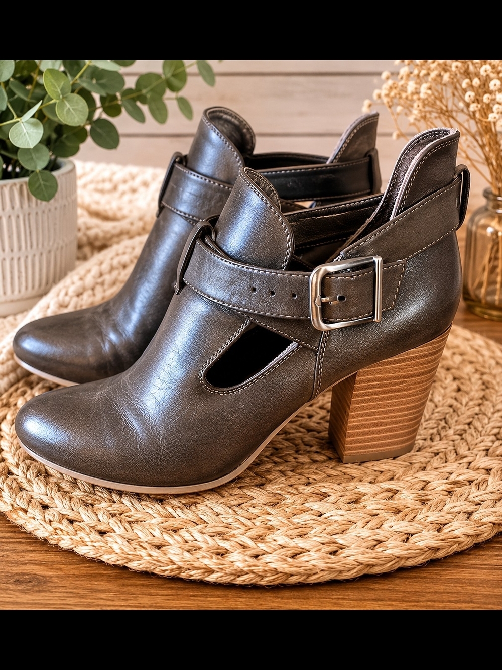 Andrew Geller Guardian Buckle Heeled Booties 9M